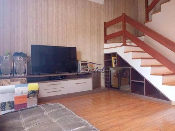 Imagem Excelente Casa na Granja Viana!