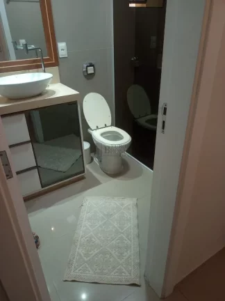 Imagem Apartamento Quadra Mar com 3 dormitórios à venda no Centro de Balneário Camboriú