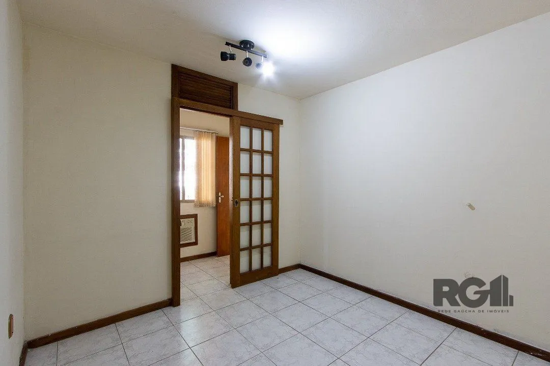 Imagem Casa de alvenaria, excelente ponto comercial.