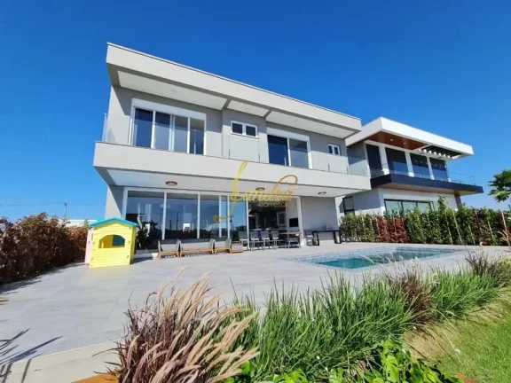 Imagem Sobrado finamente mobiliado e decorado beira de lago