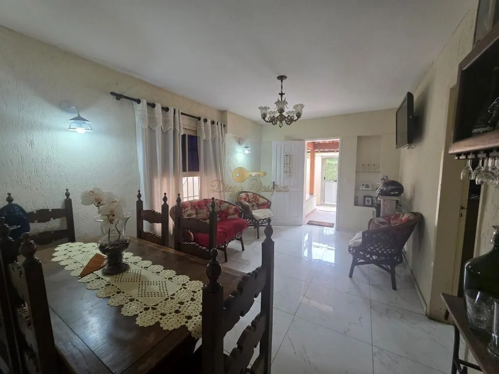 Imagem Casa para Venda em Teresópolis / RJ no bairro Agriões