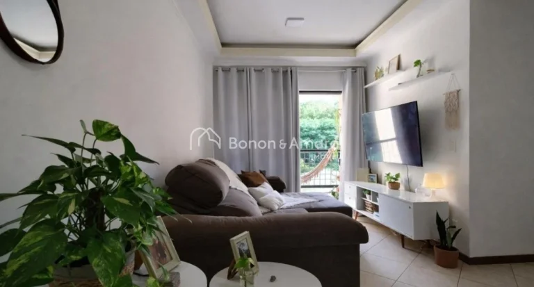 Imagem Apartamento à venda no bairro Mansões Santo Antônio em Campinas, SP.
A sala de estar e jantar sã...