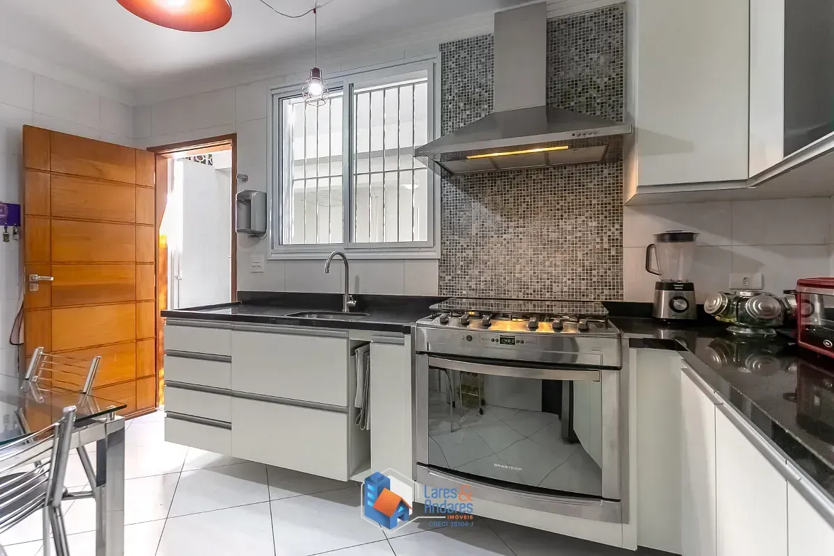 Imagem Sobrado para venda em Vila Mariana com 3 quartos, sendo 1 suíte, 149m²