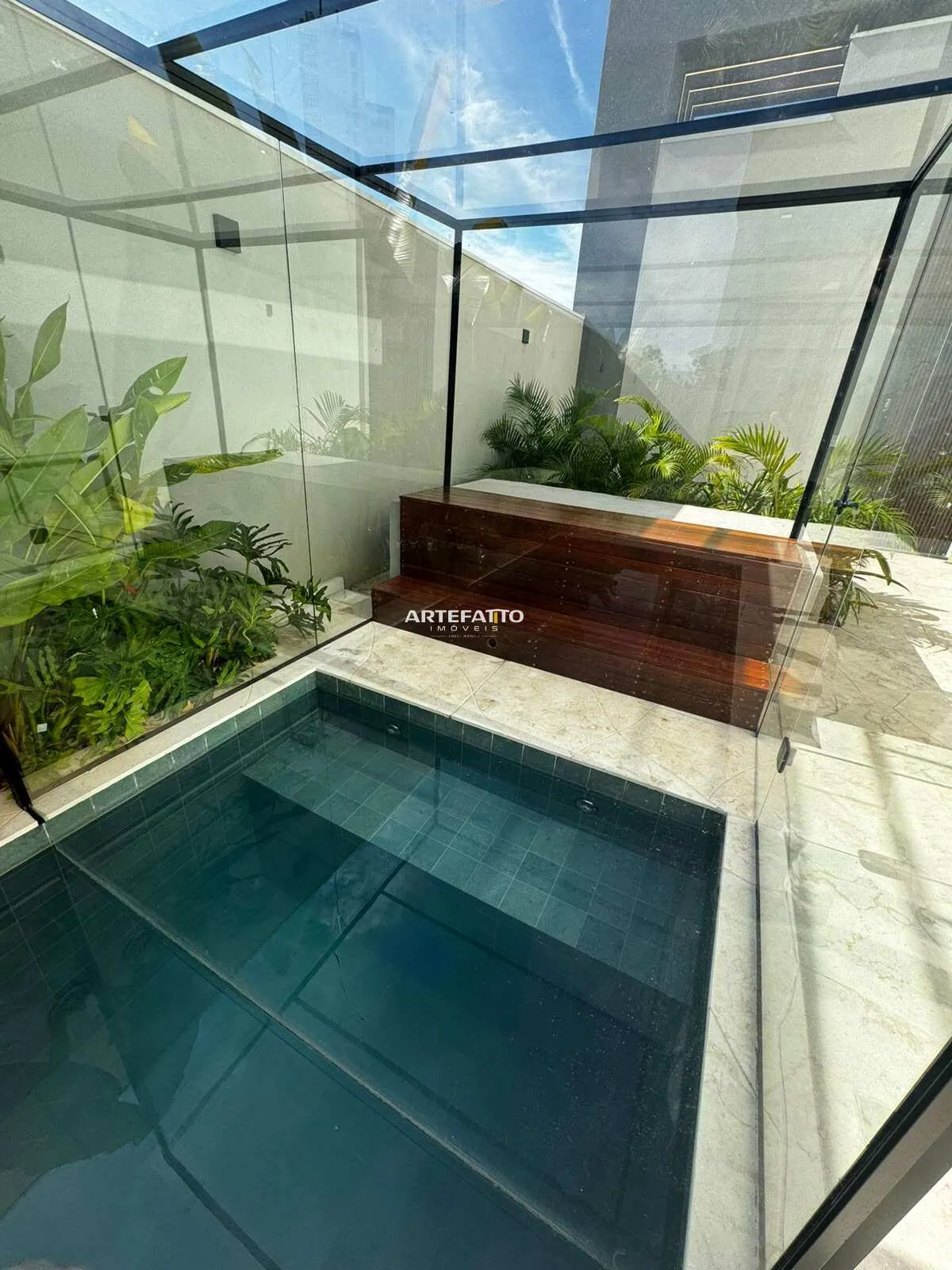 Imagem Casa de condomínio à venda em Rifaina, Condomínio Portal do Lago, com 3 quartos, 222m2