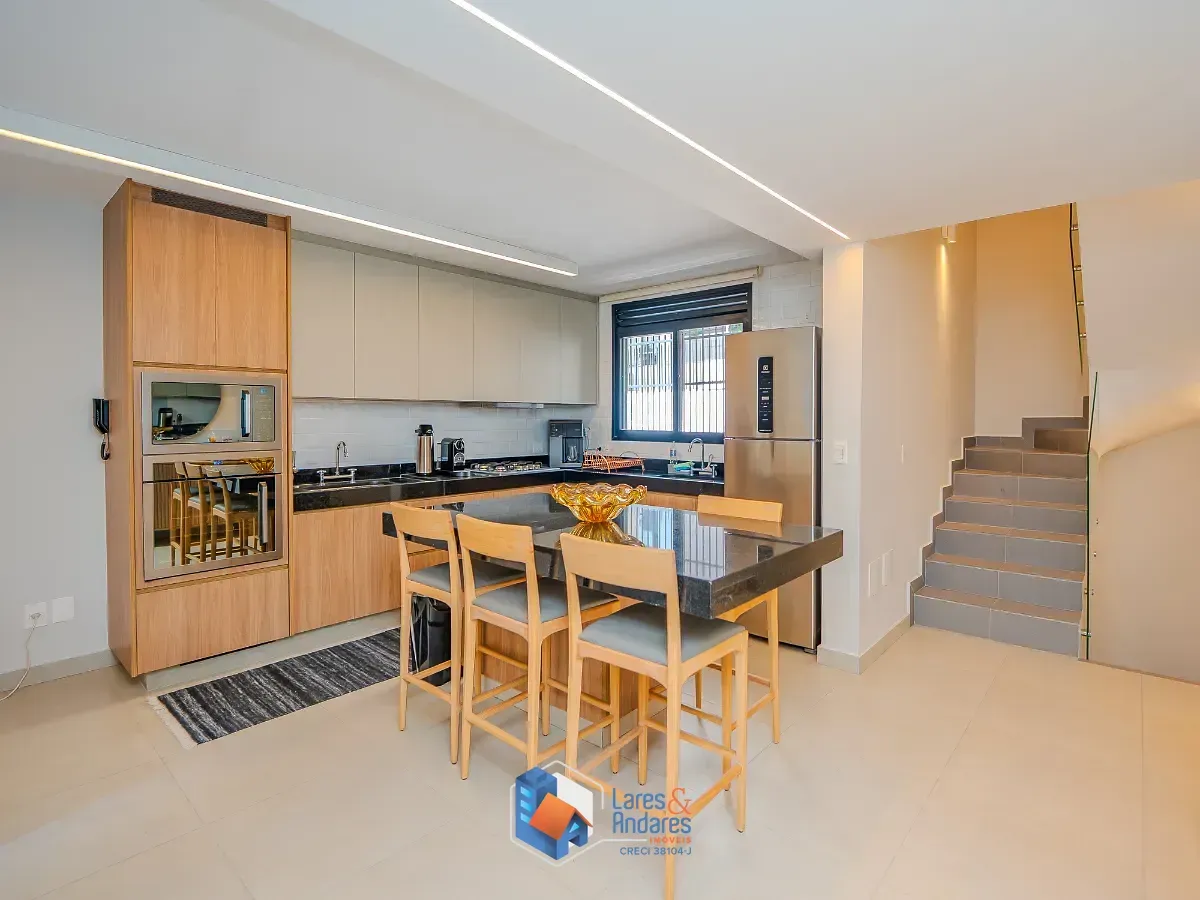Imagem Casa no condomínio Casa Cube para venda com 2 quartos, sendo 1 suíte, 170m²