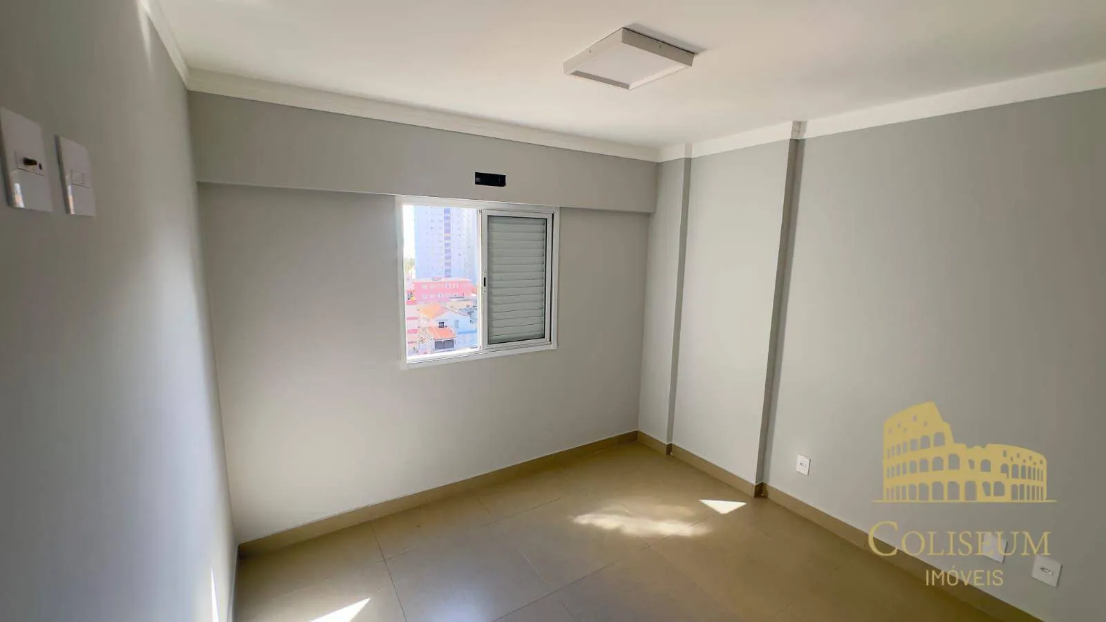Imagem Apartamento com 3 dormitórios à venda, 90 m² por R$ 660.000,00 - Vila Assunção - Praia Grande/SP