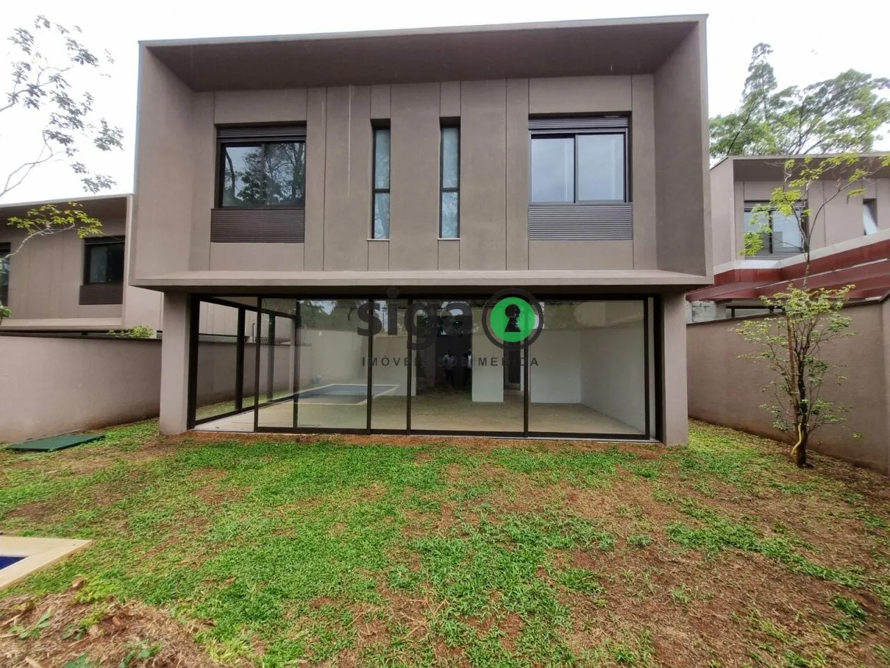 Imagem Casa a Venda na CIDADE JARDIM com 4 quartos /4 suítes