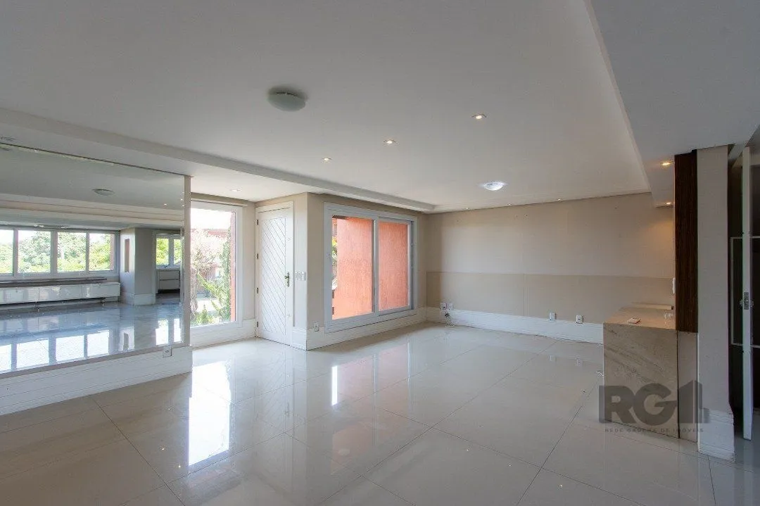 Imagem Casa Condominio para Venda - 384.33m², 3 dormitórios, sendo 1 suites, 3 vagas - Cristal
