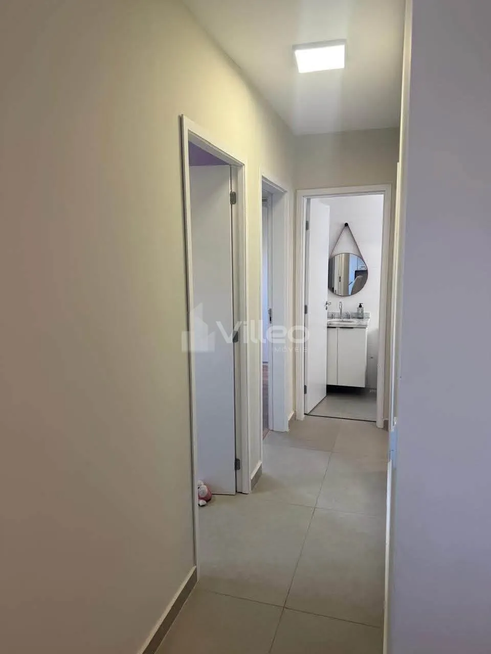 Imagem Este apartamento está localizado no 9º andar, proporcionando vista livre e ótima iluminação nat...