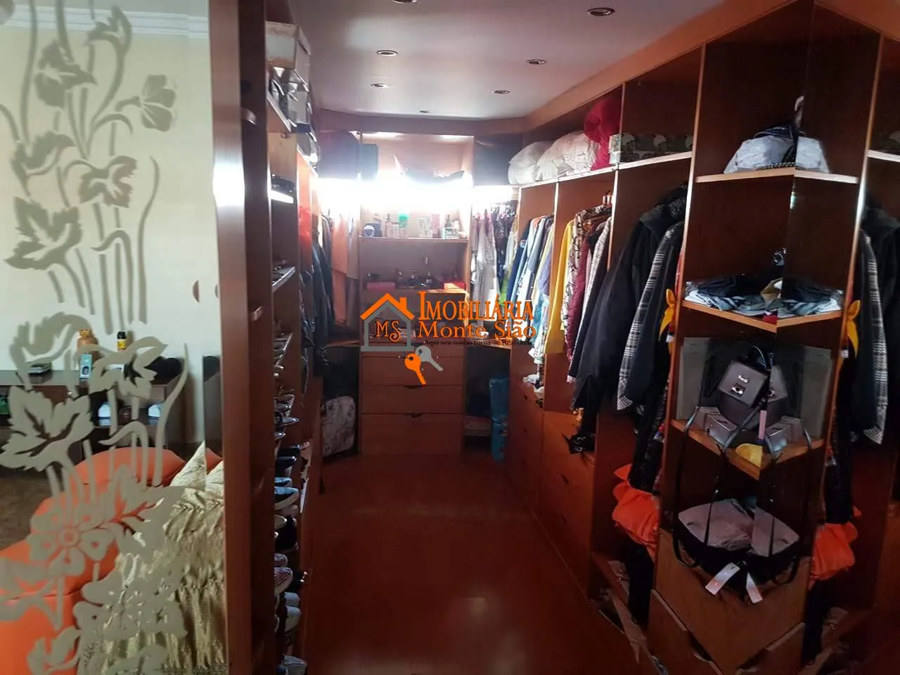 Imagem Sobrado com 6 dormitórios à venda, 135 m² por R$ 1.484.000,00 - Jardim Santa Helena - Guarulhos/SP