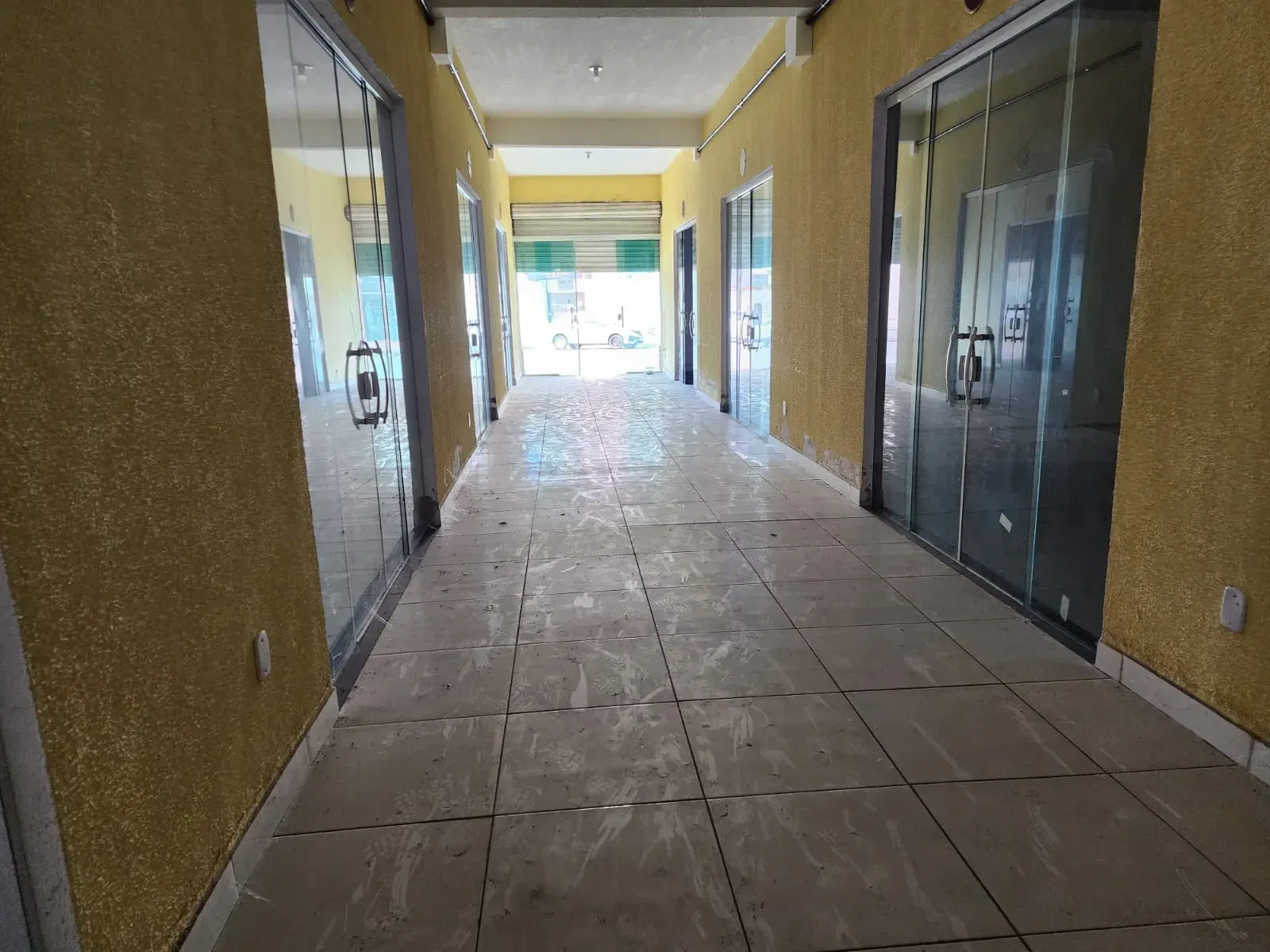 Imagem Imóvel Comercial à Venda, em Centro - Simões Filho