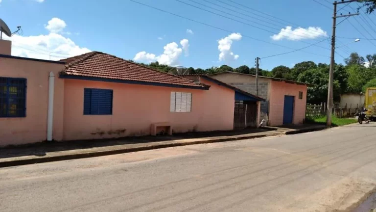 Imagem Casa com ponto comercial a venda no bairro Morro do Alto- Itapetininga/SP
