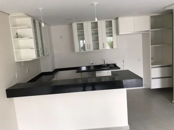 Casa de Condomínio com 2 Quartos à Venda ou Locação,  em Aclimação - São Paulo