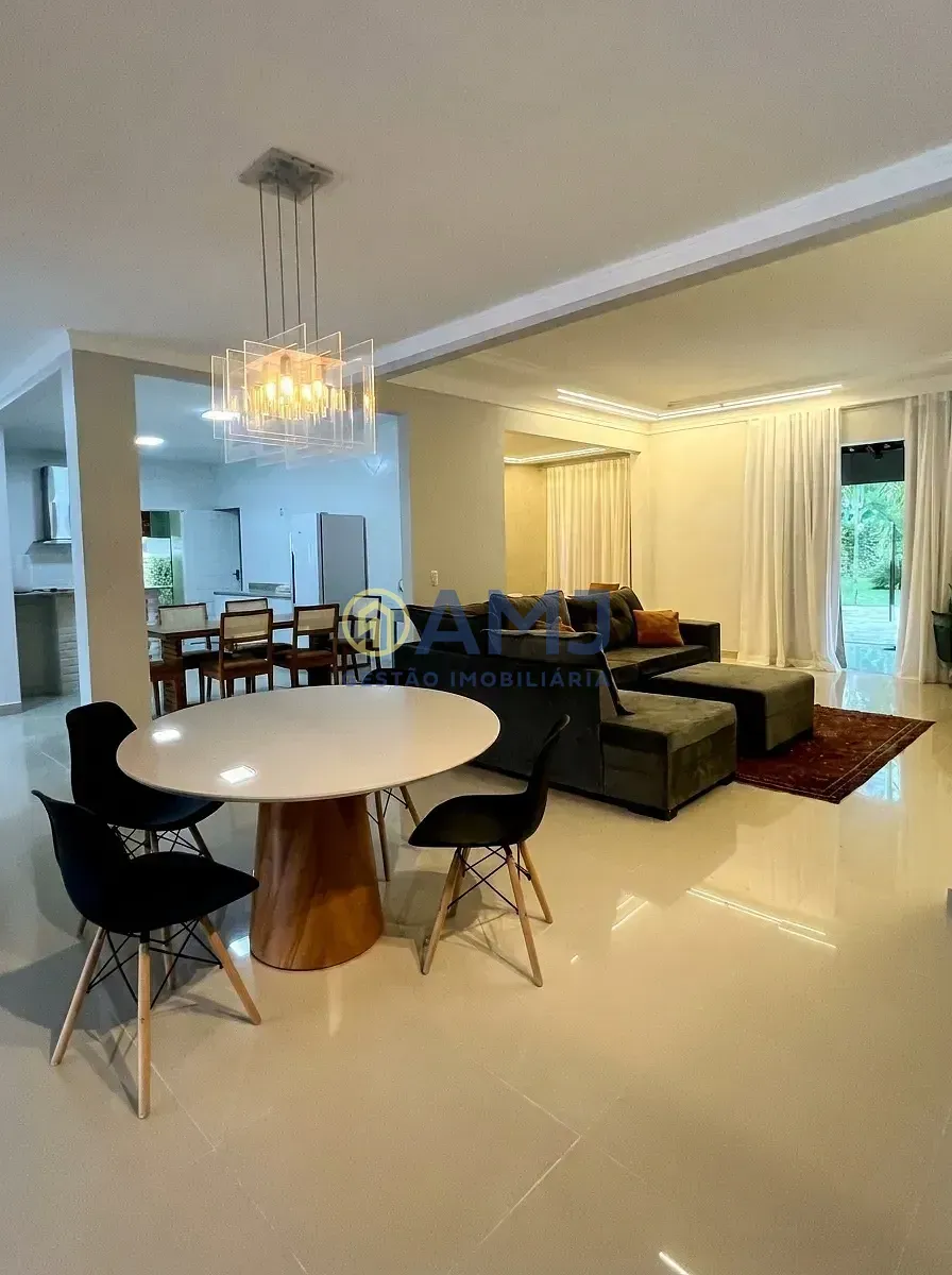 Imagem CHÁCARA DE ALTO PADRÃO À VENDA NO TERRA DO BOI | 5 QUARTOS | 2.287 M² | ACEITA FINANCIAMENTO