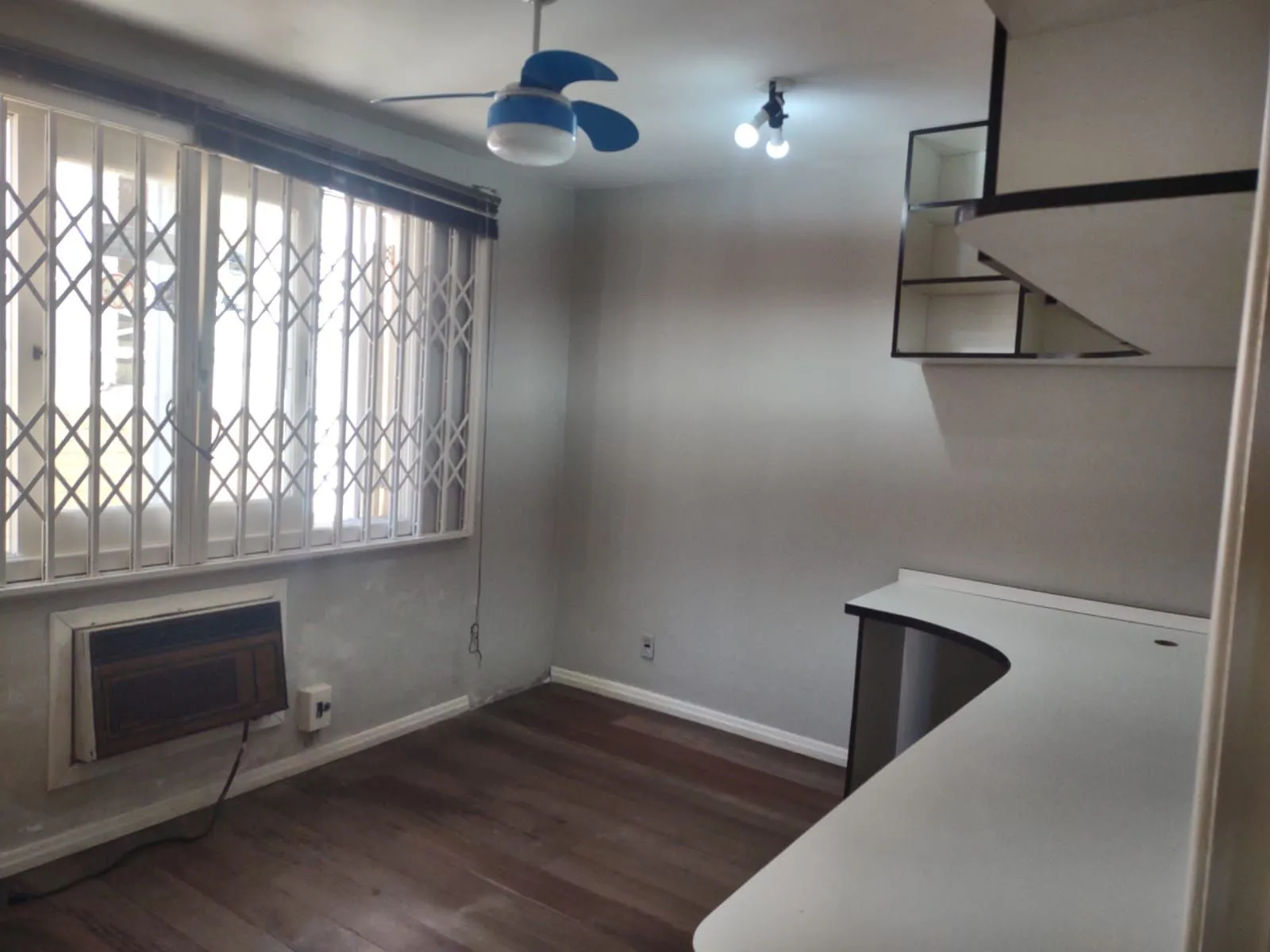 Imagem Casa 3 quantos com suíte, espaço gourmet, na Tristeza.