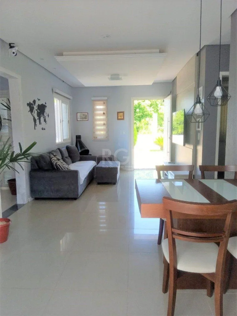 Imagem Casa para Venda - 69.98m², 2 dormitórios, 4 vagas - Jardim Dos Lagos