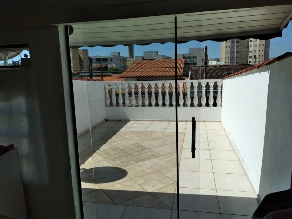 Imagem Casa à venda 2 Quartos, 1 Suite, 2 Vagas, Vila Areao, Taubaté - SP