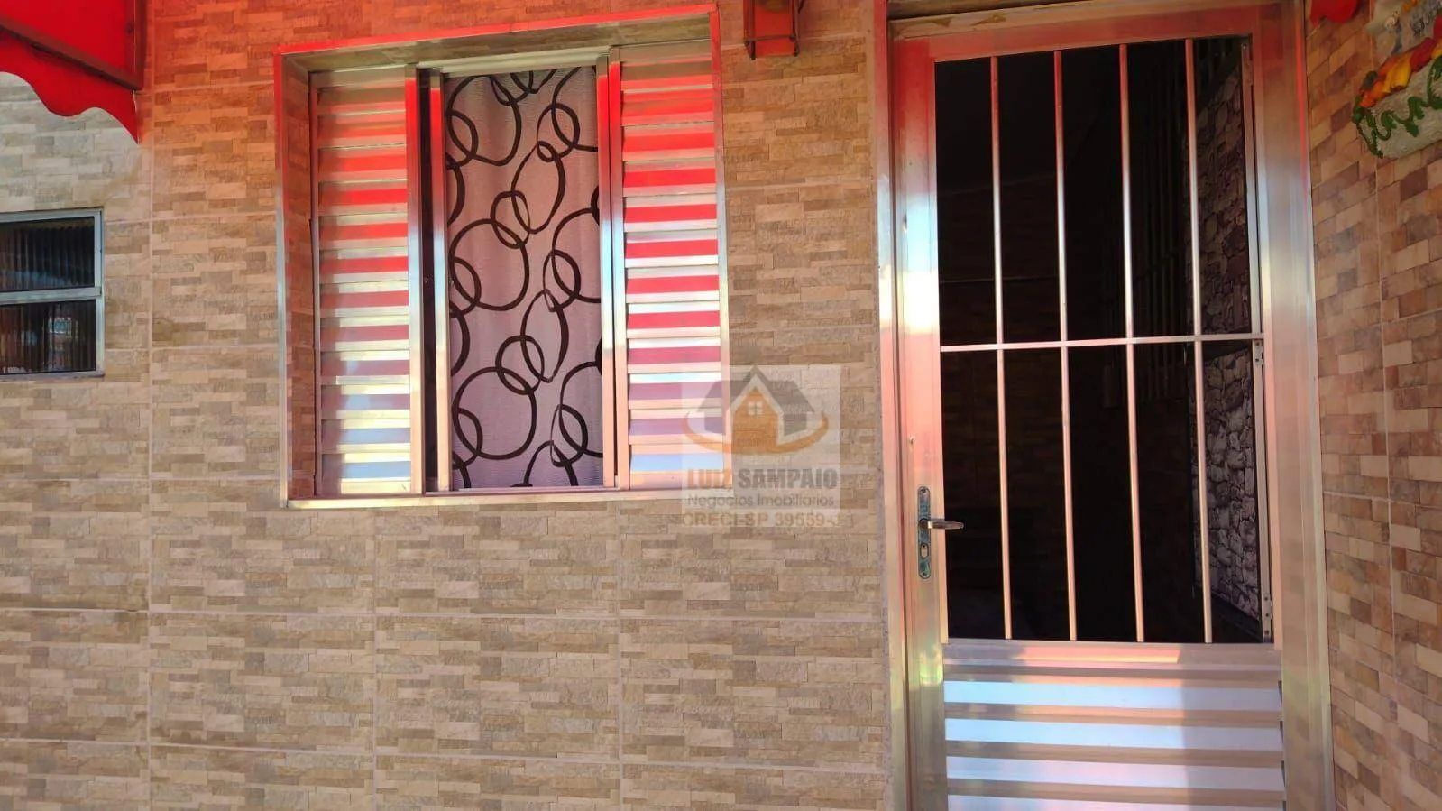Imagem Oportunidade, Casa 3 Dormitórios (1 Suite), Laranjeiras, R$ 310.000,00
