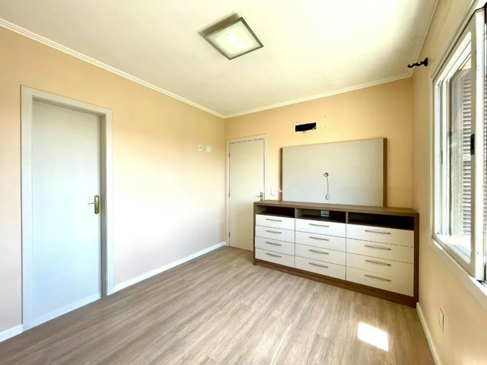 Imagem Apartamento 3 dormitórios à venda no Bairro Tristeza - Porto Alegre