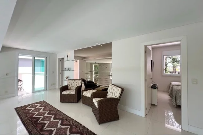 Imagem Casa de condomínio à venda em Xangri-Lá, Praia de Atlântida, com 4 quartos, 405m²