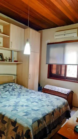 Imagem Linda Casa de Esquina com 230 M². Área de Lazer Completa.