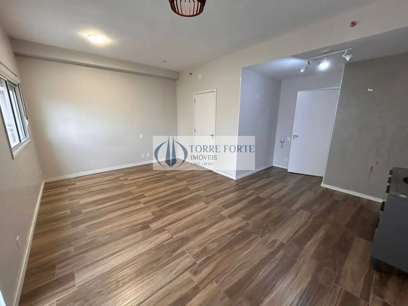 Imagem Lindo Studio com 1 vaga de garagem , Varanda na Penha .