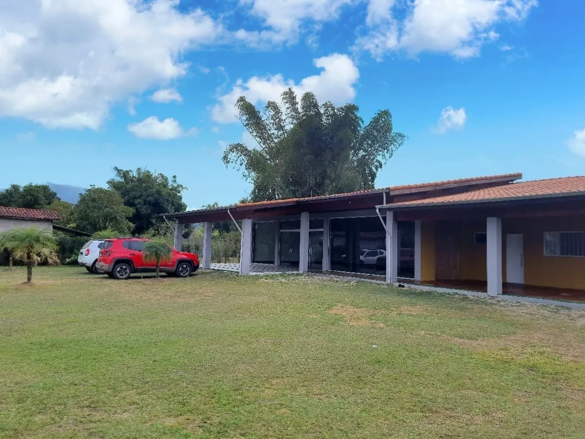Imagem Chácara à venda 5 Quartos, 1 Suite, 3 Vagas, 2185.84M², Mandú, Pindamonhangaba - SP