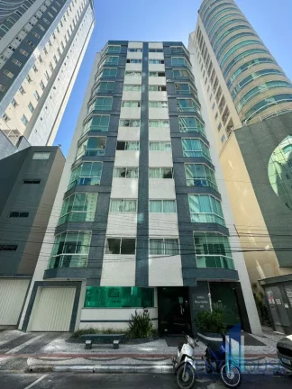 Imagem Apartamento Quadra Mar para Venda em Balneário Camboriú, CENTRO, 2 dormitórios, 1 suíte, 2 banheiros, 1 vaga