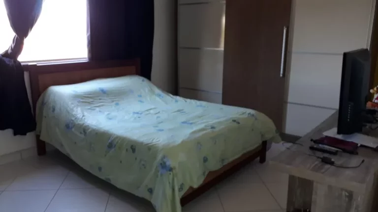 Imagem casa com comercio - Pedreira