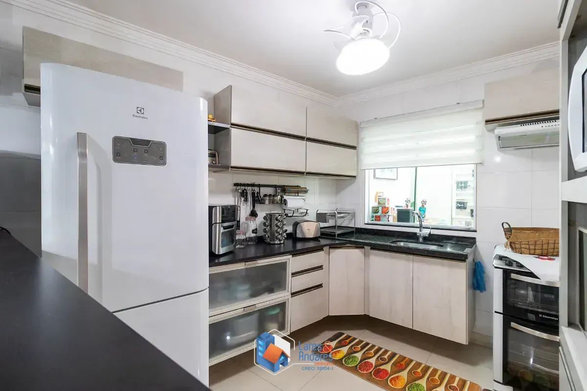 Imagem Casa no condomínio Residencial das Orquideas para venda com 3 quartos, sendo 1 suíte, 142m²