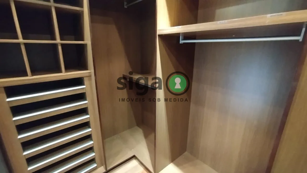 Imagem Apartamento com 5 quartos de Alto Padrão - semi?mobiliada - 8 vagas - Itaim Bibi - São Paulo/SP