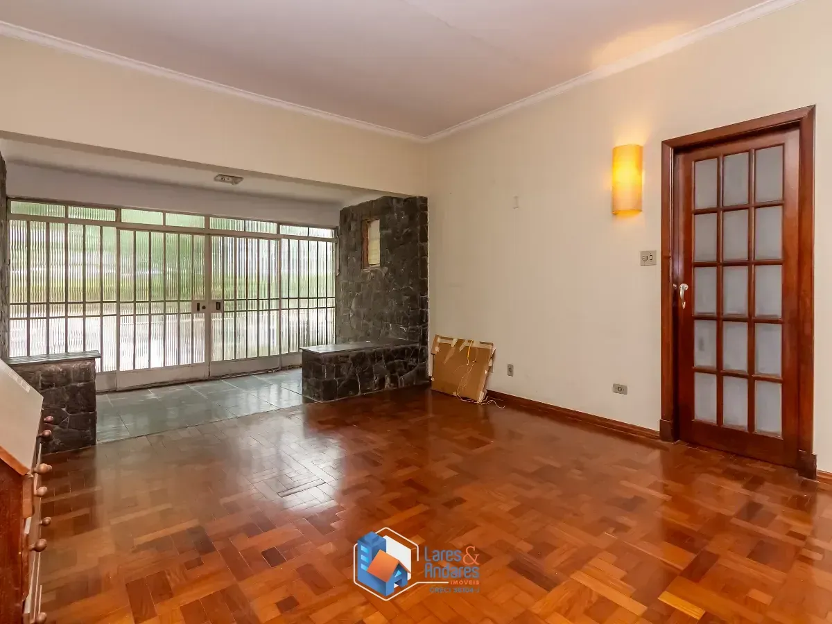 Imagem Casa para venda em Lapa com 3 quartos, sendo 1 suíte, 377m²