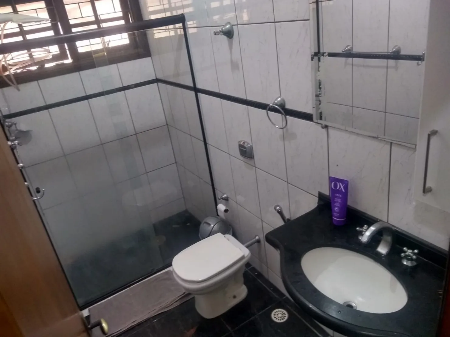 Imagem Casa à venda 3 Quartos, 1 Suite, 3 Vagas, 250M², Jardim Mariana, Pindamonhangaba - SP