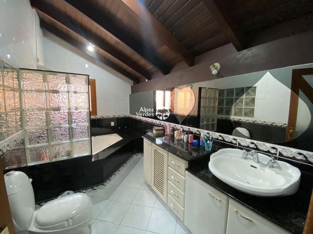 Imagem Vende-se apartamento em Canela a 3 minutos da Catedral de Pedra