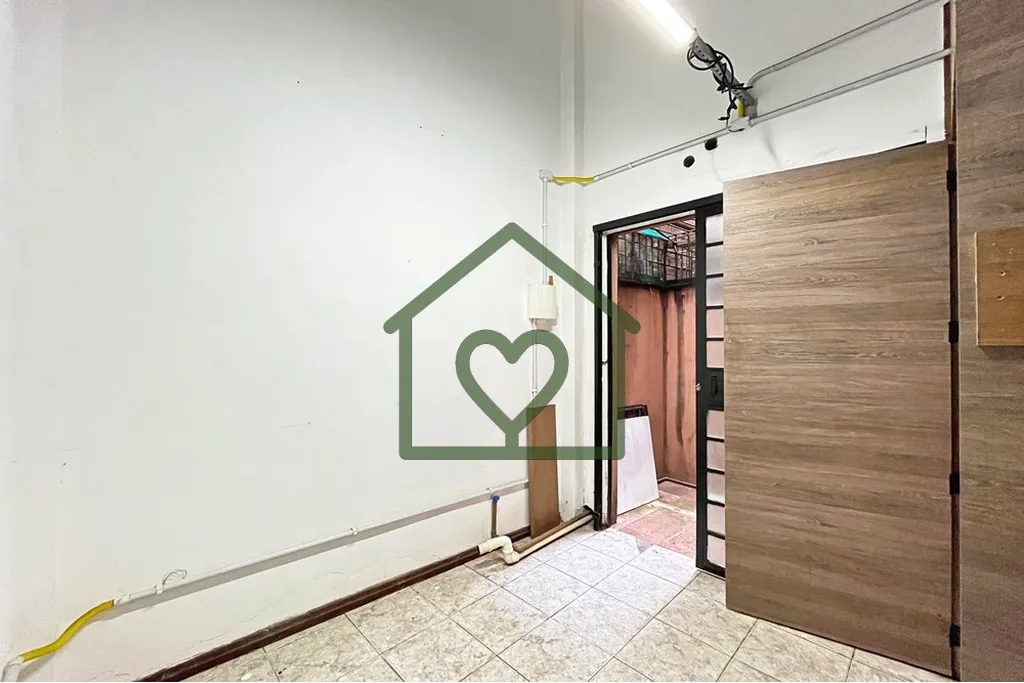 Imagem Loja comercial disponível para venda na Avenida Venâncio Aires, 210 ? Cidade Baixa Com 68,3m² de ...