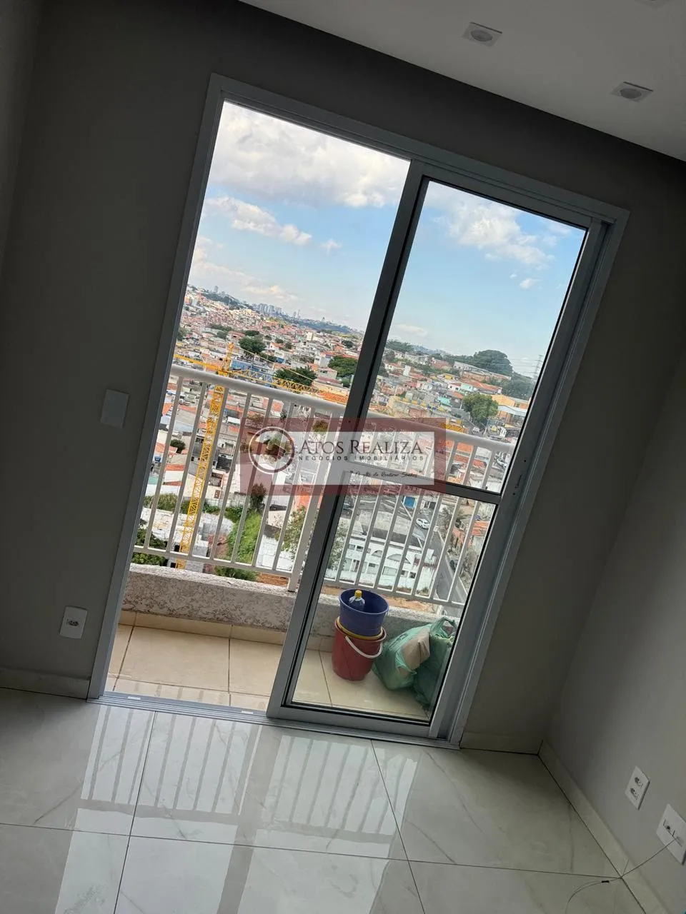 Imagem Vendo Apartaments de 2 Dormitórios com Sacada para Alugar na Vila dos Andradas SP