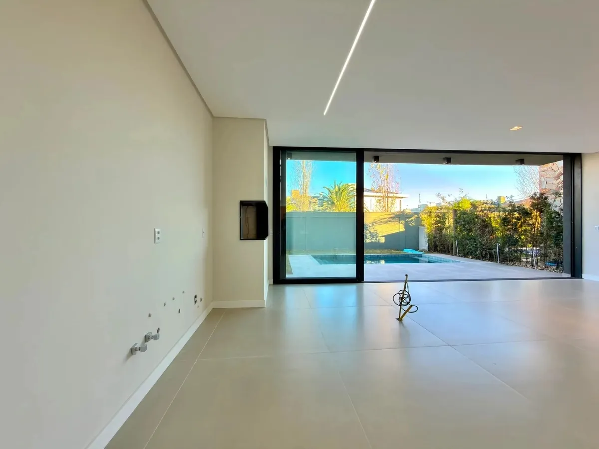 Imagem Casa 4 suítes com piscina - Condomínio Sunset, Xangri-lá