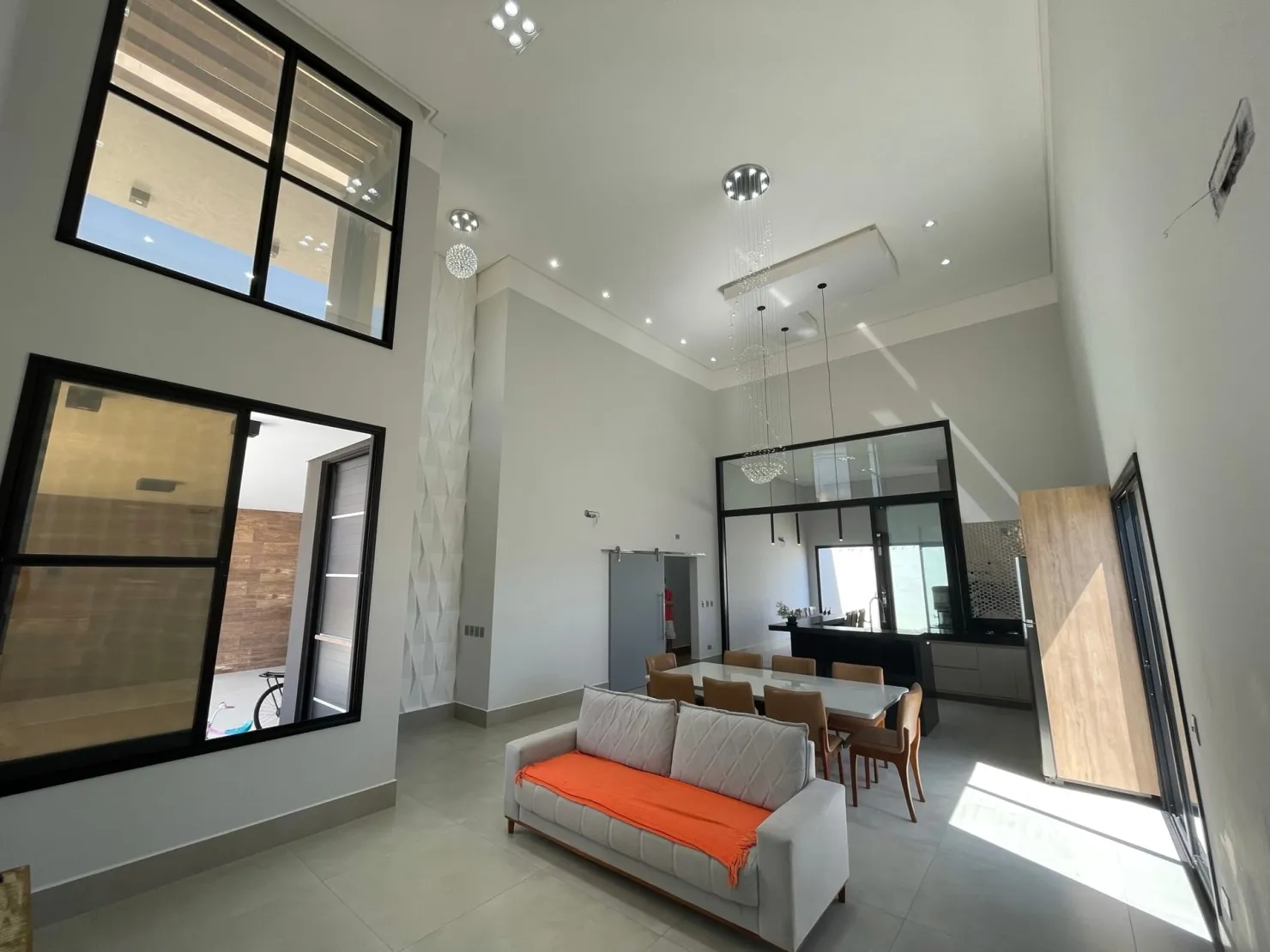 Imagem Casa à venda 3 Quartos, 1 Suite, 2 Vagas, 400M², Quiririm, Taubaté - SP | Residencial Green Park