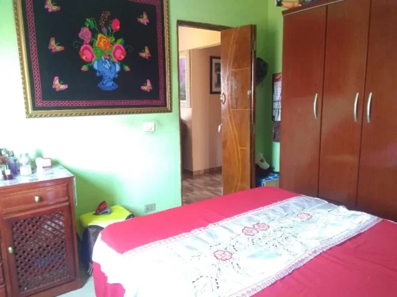 Imagem Sobrado para Venda por R$900.000,00 com 345m², 4 dormitórios, 5 vagas e 3 banheiros - parque guarani, São paulo / SP - Cód. BDI28437