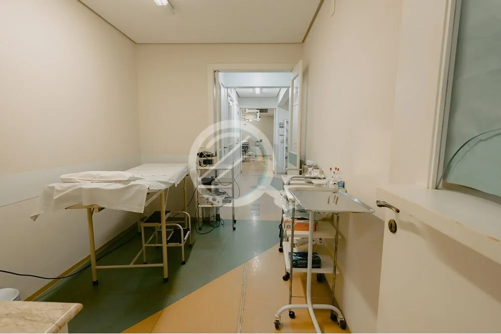 Imagem HOJE: Uma clínica de Cirurgia Plástica, em pleno funcionamento, com TODOS os elementos e recursos ...