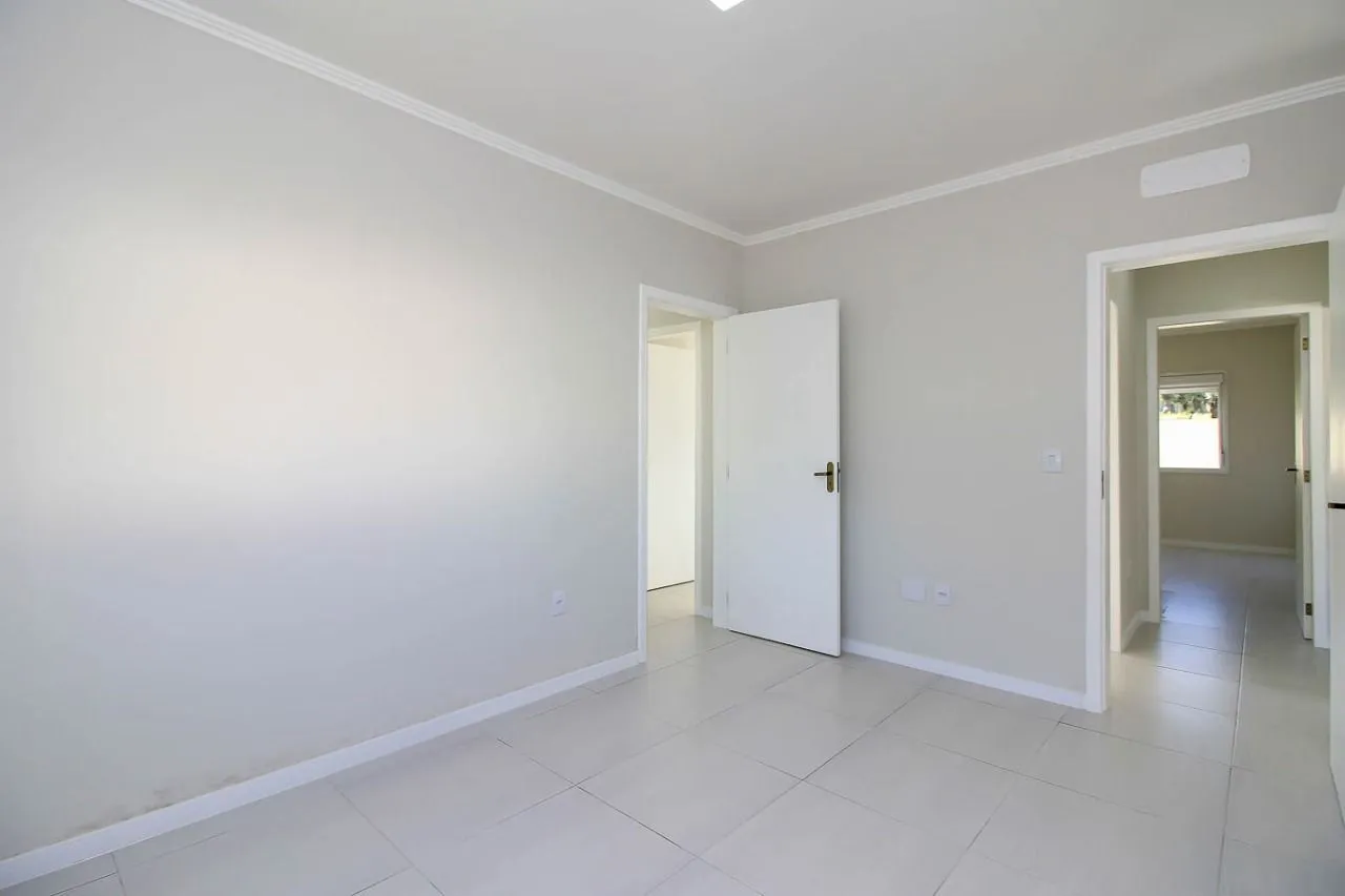 Imagem Casa para Venda - 123.49m², 3 dormitórios, sendo 1 suites, 1 vaga - Lagos De Nova Ipanema