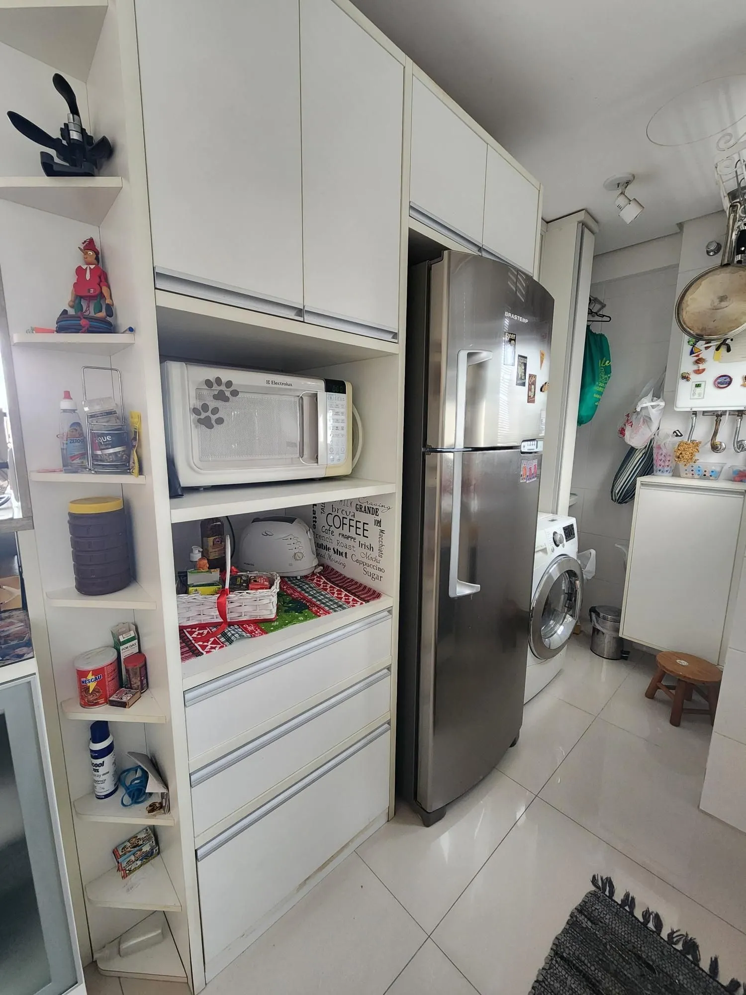 Imagem Apartamento de 2 quartos, suíte e 2 vagas garagem no bairro Santana Porto Alegre