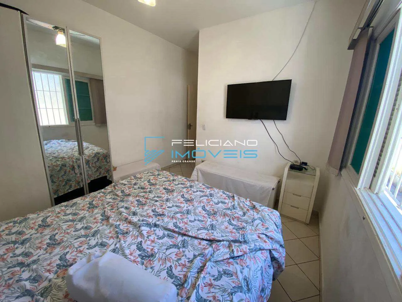 Imagem Casa com 2 quartos, Caiçara, Praia Grande - R$ 450 mil, Cod: 5587