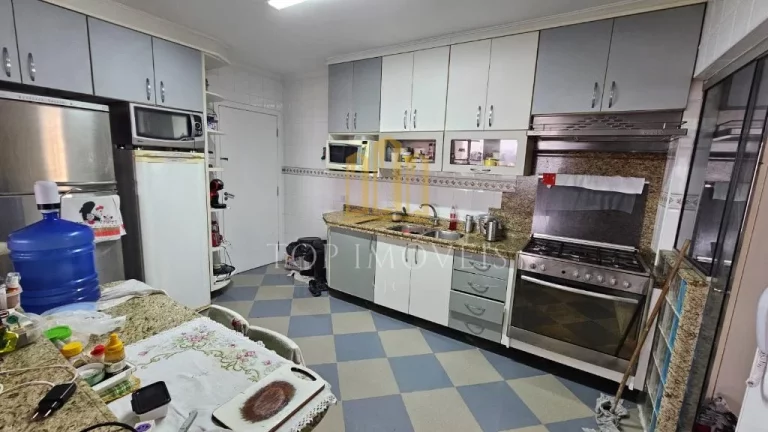 Imagem Seu Novo Lar no Coração do Bosque! Apresentamos um belíssimo apartamento no Edifício Memphis, um dos endereços mais desejados do Bosque