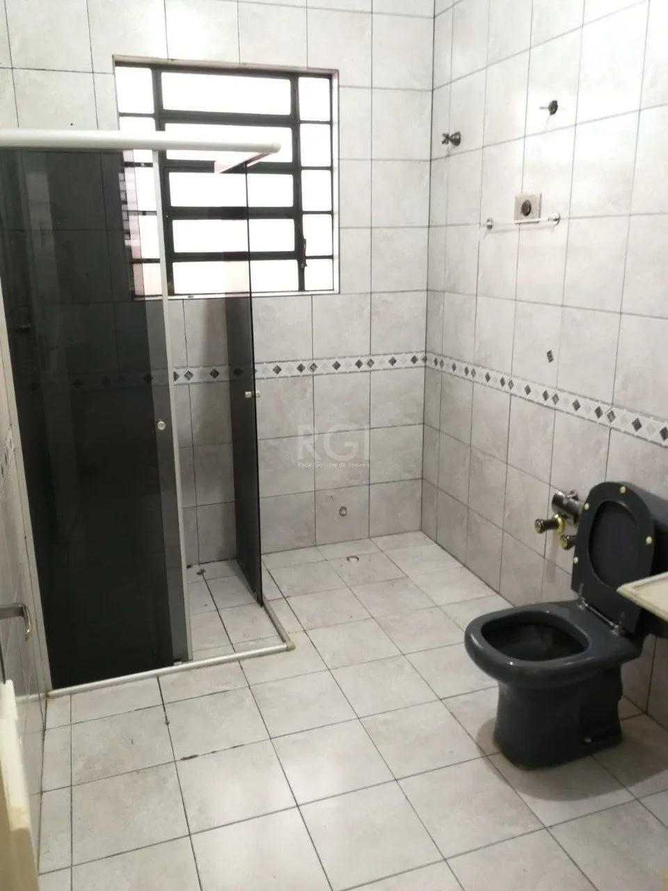 Imagem Casa para Venda - 170m², 3 dormitórios, 3 vagas - Nonoai, Porto Alegre