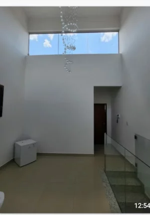 Imagem CASA LINDA DE TRES QUARTOS
