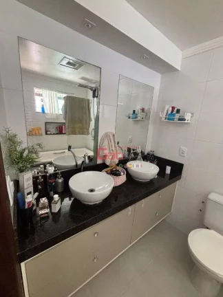 Imagem Casa com 3 dormitórios à venda, 120 m² por R$ 650.000,00 - Nova São Pedro - São Pedro da Aldeia/RJ