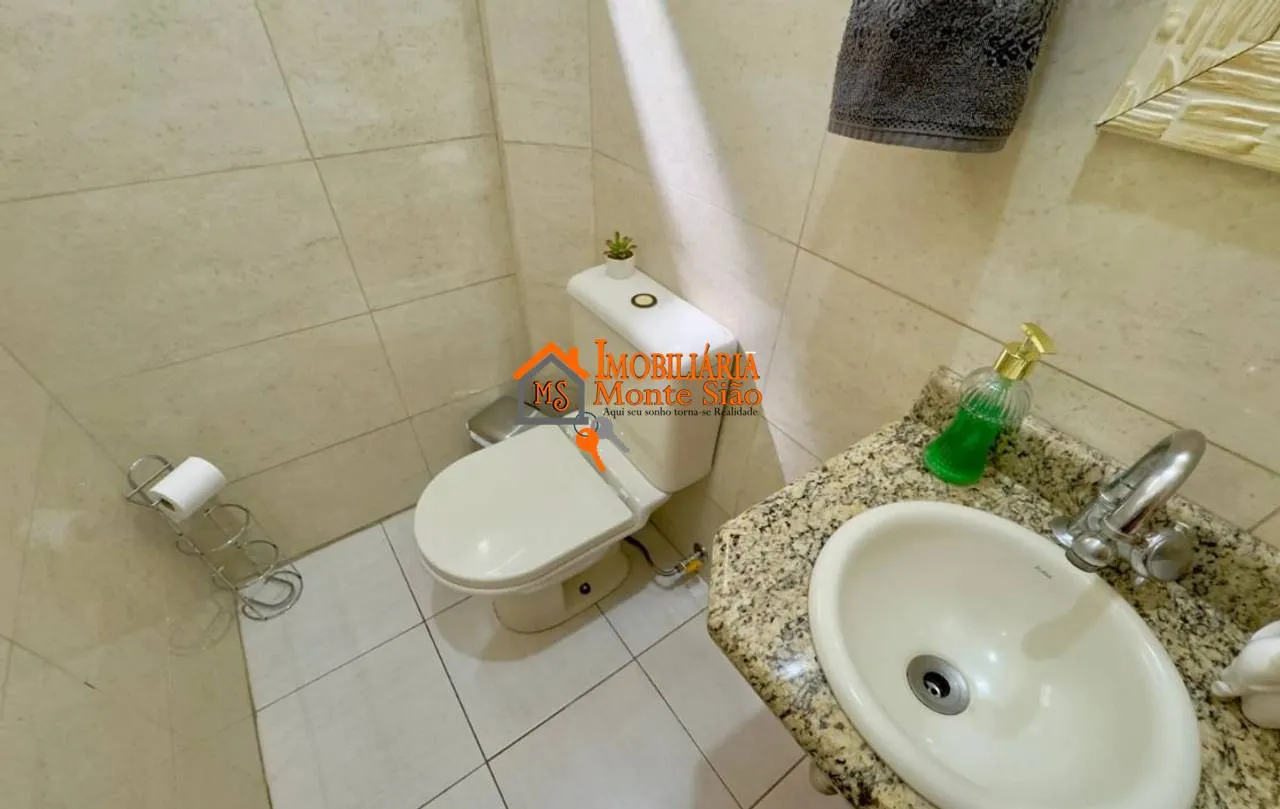Imagem Sobrado com 4 dormitórios à venda, 167 m² por R$ 869.000,00 - Jardim Vila Galvão - Guarulhos/SP