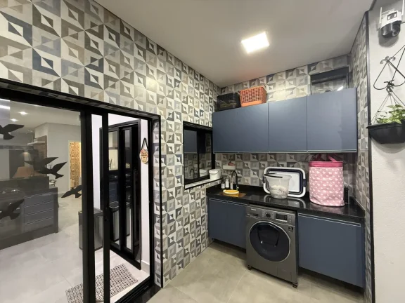 Imagem Casa de Esquina Mobiliada com Vista para Mata - Nova Jaguari