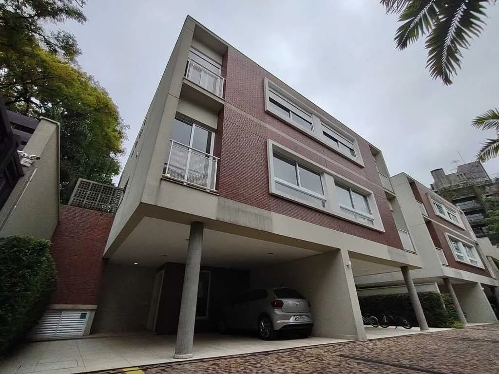Imagem Casa Duplex 324,87M², 4Q, 4 Suítes, 7 Banheiros, 3 Vagas, Academia, Segurança 24h, Jardim, Portaria, Praça.